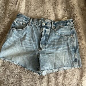 Free people Jean shorts! Never worn!!! Ordered too small
